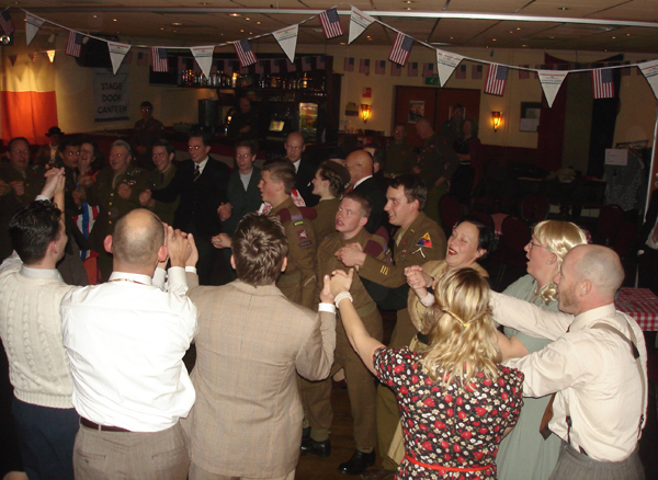 Guests dancing at SDC Tilburg